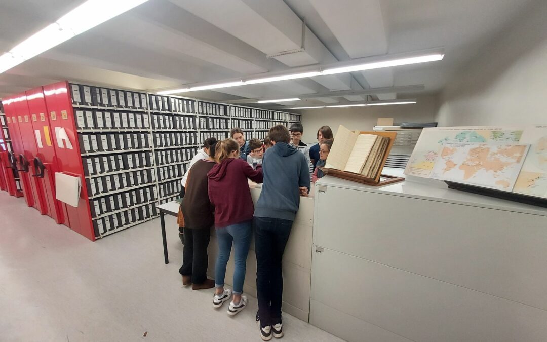 Les élèves de 4A en visite au Centre des Archives Diplomatiques de Nantes